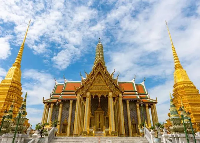 Hidden Khaosan - ฮิดเดน ข้าวสาร *